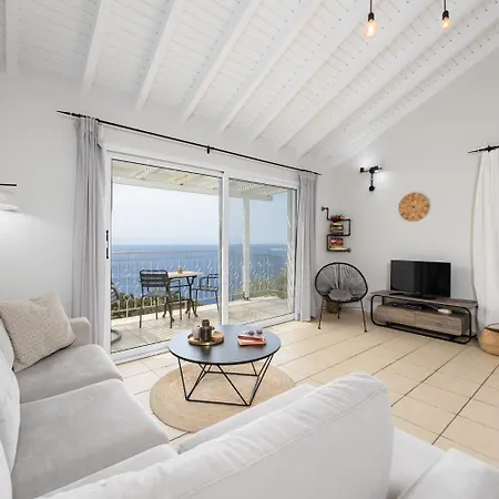 Villa Bougainvillea