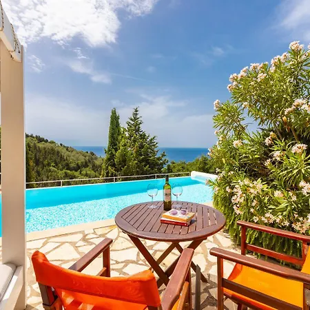 Villa Bougainvillea